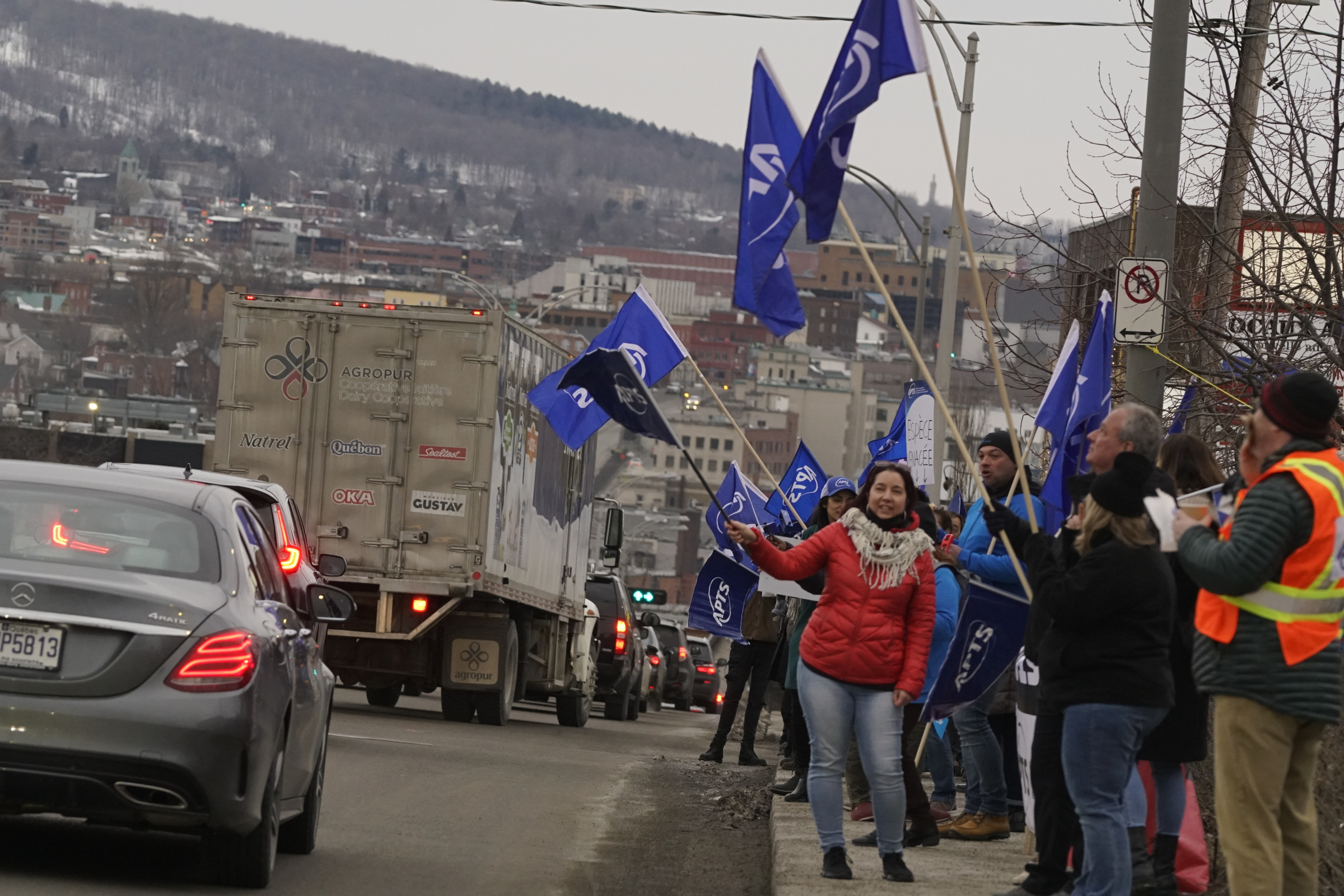 En quête d’une réelle reconnaissance: manifestation à Sherbrooke - APTS En quête d’une réelle reconnaissance: manifestation à Sherbrooke - APTS