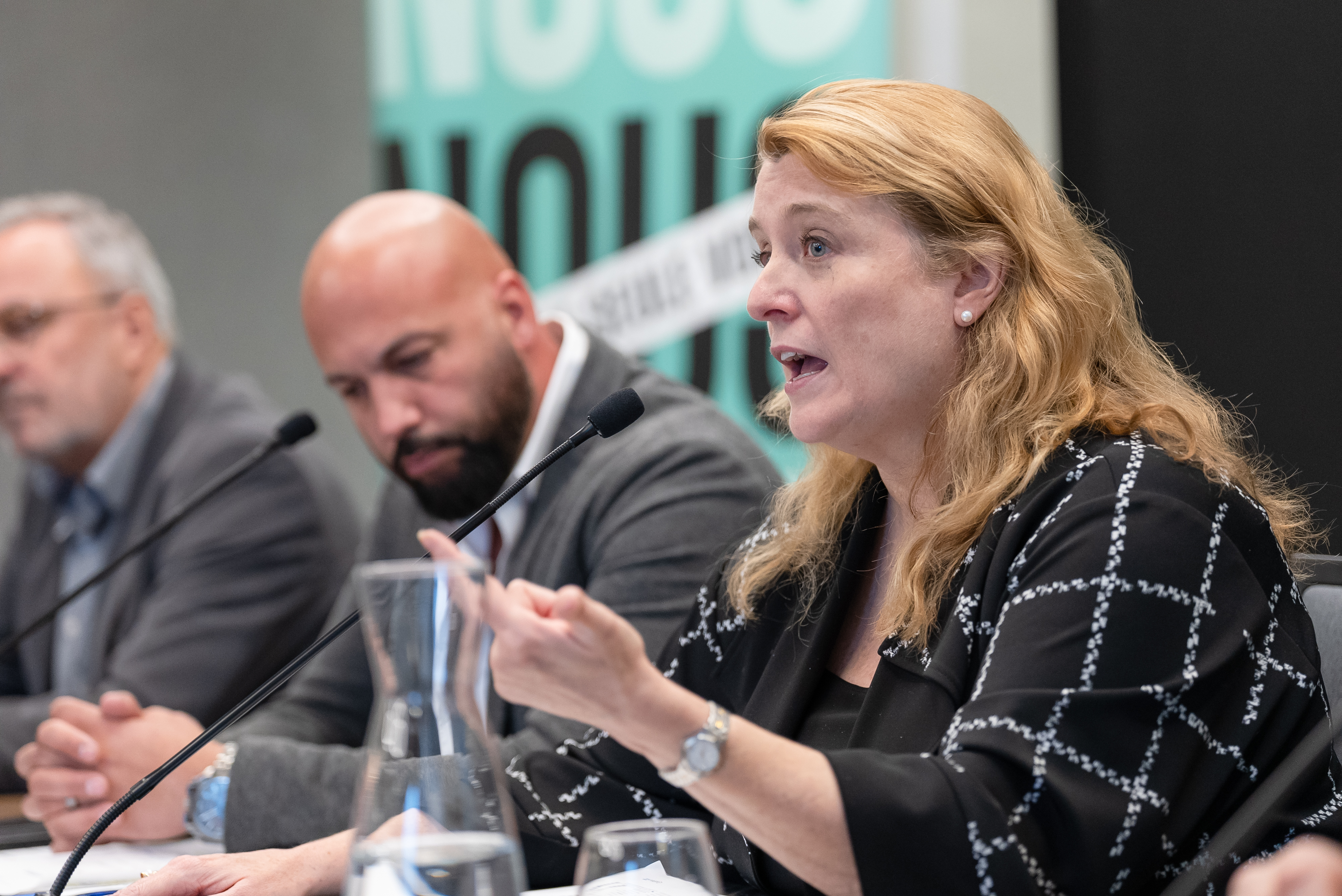 L'APTS salue la réélection de Caroline Senneville à la présidence de la CSN - APTS L'APTS salue la réélection de Caroline Senneville à la présidence de la CSN - APTS