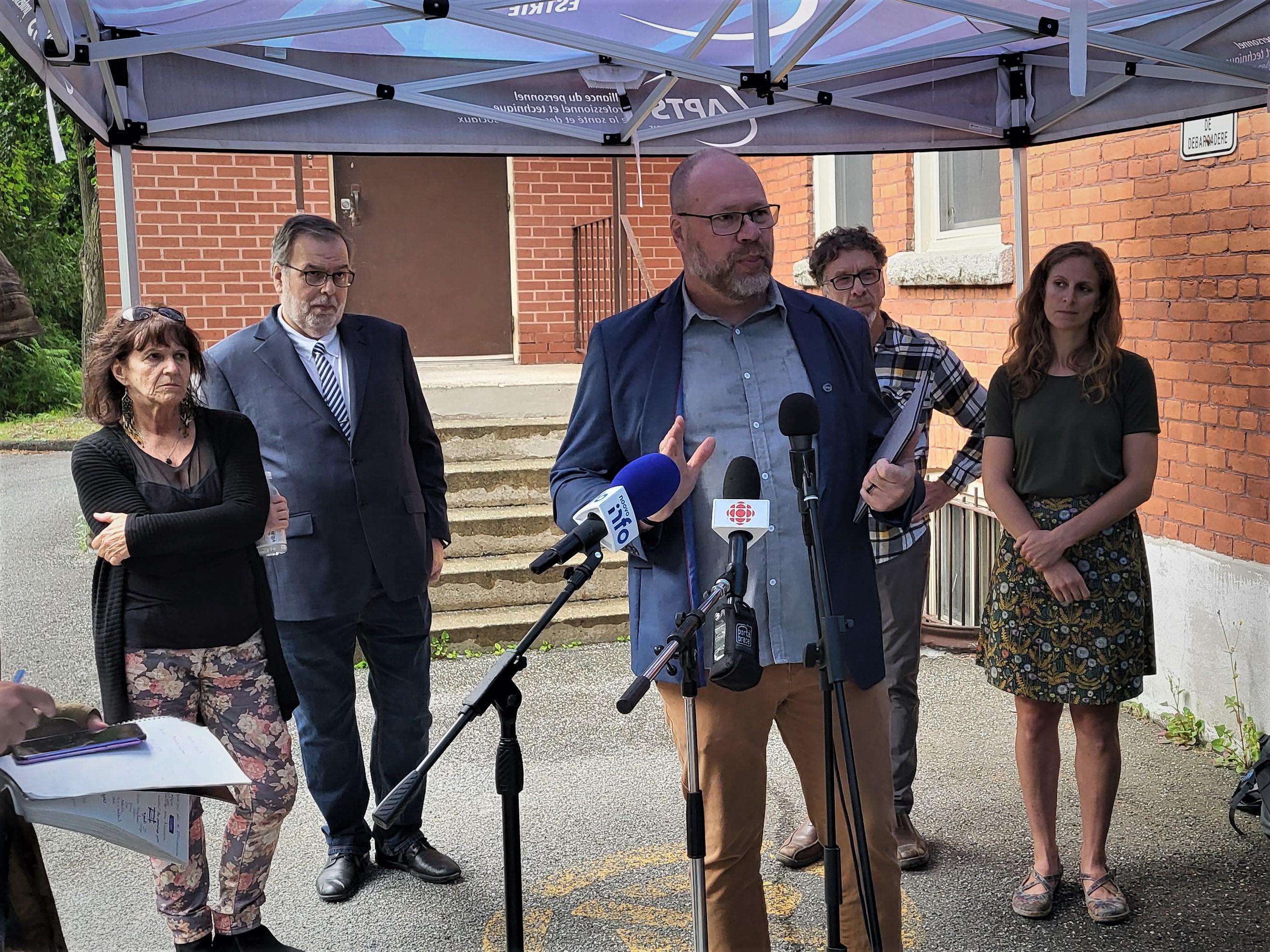 Le RÉCIFS dénonce la culture de gestion du ministère causant des pénuries d’intervenants à la DPJ - APTS Le RÉCIFS dénonce la culture de gestion du ministère causant des pénuries d’intervenants à la DPJ - APTS